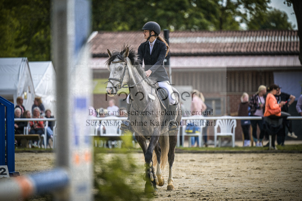 DOS_0508 | Entdecke hochwertige Reitturnierfotos von Foto Oger. Professionell, emotional und authentisch – jetzt Lieblingsmomente im Shop bestellen. - Realisiert mit Pictrs.com