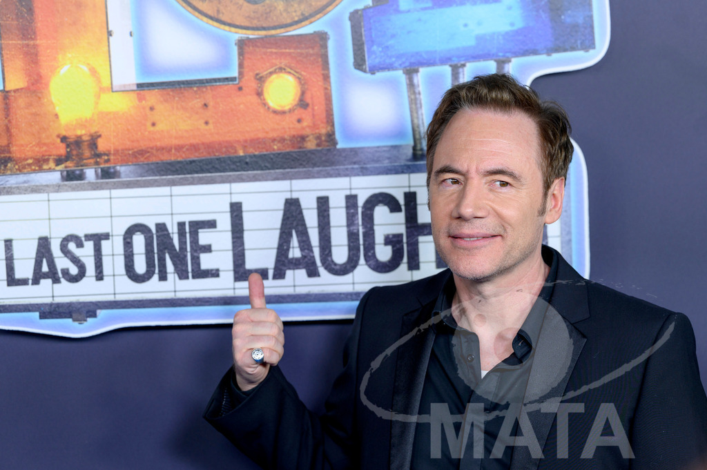 _DWI7697 | Michael Bully Herbig bei der Premiere der 5. Staffel der Amazon Prime Video Comedy-Gameshow 'LOL: Last One Laughing' in der Astor Film Lounge. München, 21.03.2024 - Realisiert mit Pictrs.com