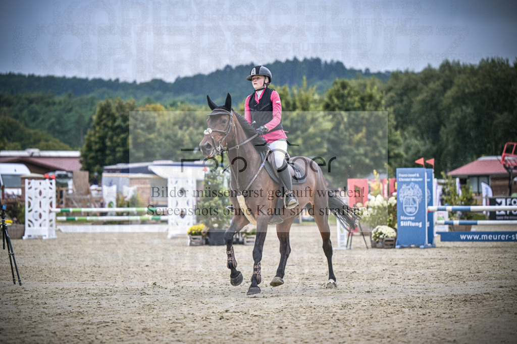 DOS_0581 | Entdecke hochwertige Reitturnierfotos von Foto Oger. Professionell, emotional und authentisch – jetzt Lieblingsmomente im Shop bestellen.Deutschlandweite Turnierfotografie. - Realisiert mit Pictrs.com