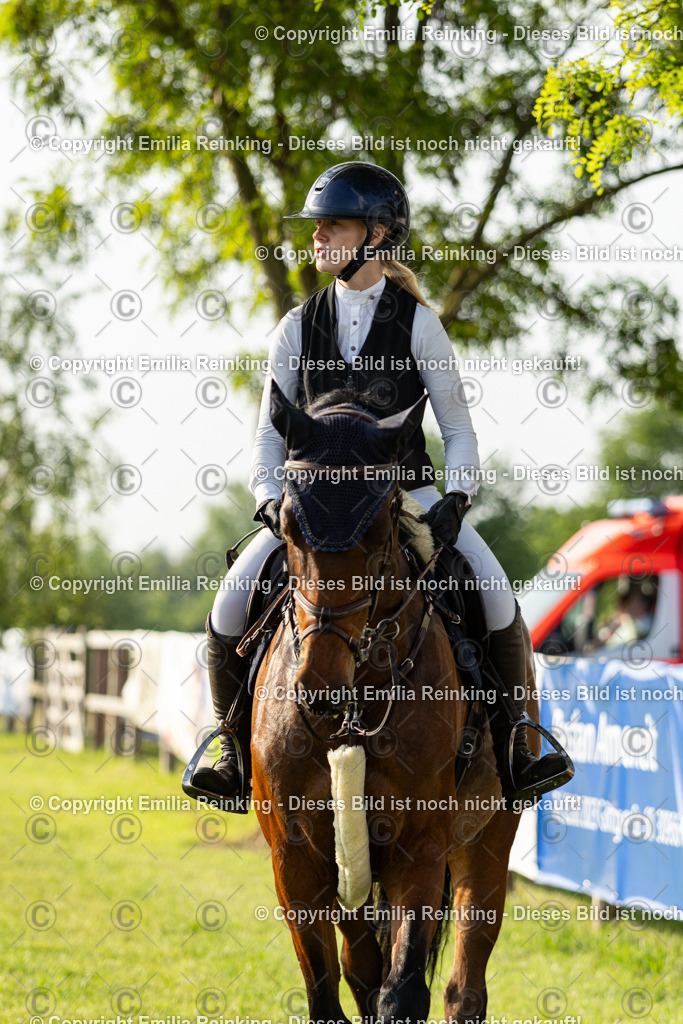 CL5A1081 | Emilia Reinking Fotografie - Realisiert mit Pictrs.com