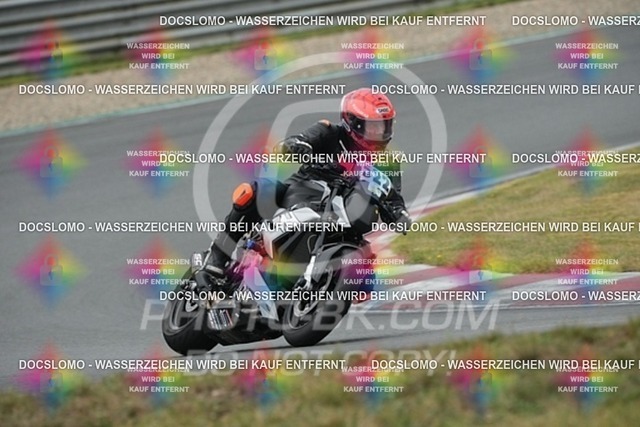 2024_08_18_PBK_44608 | Sportfotografie; SlowMotion; Video; Rennstrecke; Hafeneger; Speer; Racing; RSE; BMW; CBO; Trackday; Motorsportarena; Hockenheimring; Brno; Most; Barcelona; Valencia