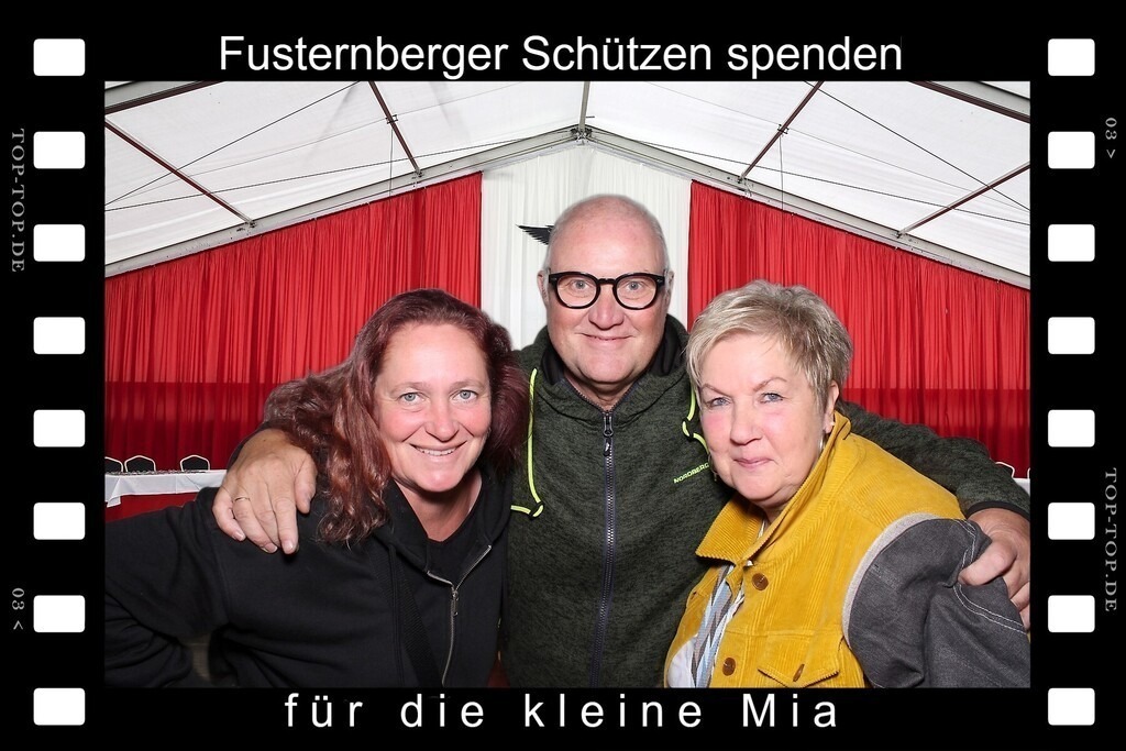 top-top.de 240928-012 | Foto, Video, Fotografie, Videografie, Fotobox, DJ, Discjockey, Musik, Musikbox, Veranstaltung, Photobooth, Amazon, Ebay, Buchtipp, Bestseller, Autor, Verlag, Buch, Wesel, Hamminkeln, NRW, Dinslaken, Rees, Drohne, Hochzeit, Party, Fotobox, Wesel, Fotograf