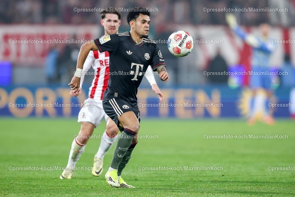 1FC14012601038 | 14.01.2026, Fußball, 1. FC Köln - FC Bayern München, 1. Fußball Bundesliga, 17. Spieltag, RheinEnergie-STADION, Saison 2025 2026: Luis Diaz (FC Bayern Muenchen #14)  DFB regulations prohibit any use of photographs as image sequences and or quasi-video.