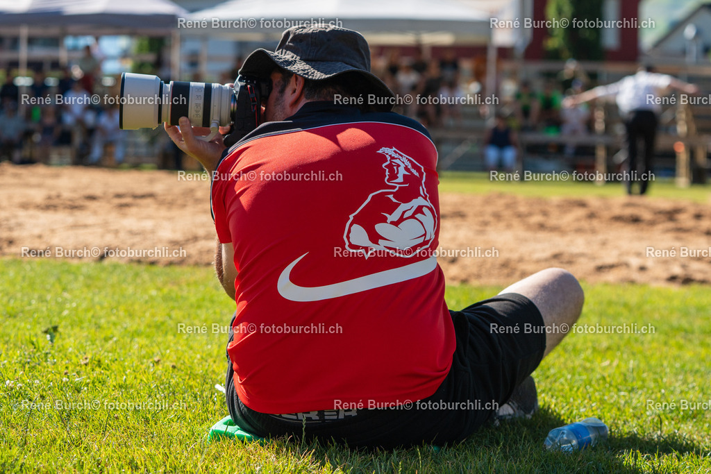 RB_07390 | René Burch leidenschaftlicher Fotograf aus Kerns in Obwalden.  Hier finden sie Sport, Landschaft und Natur Fotografie.
 - Realisiert mit Pictrs.com