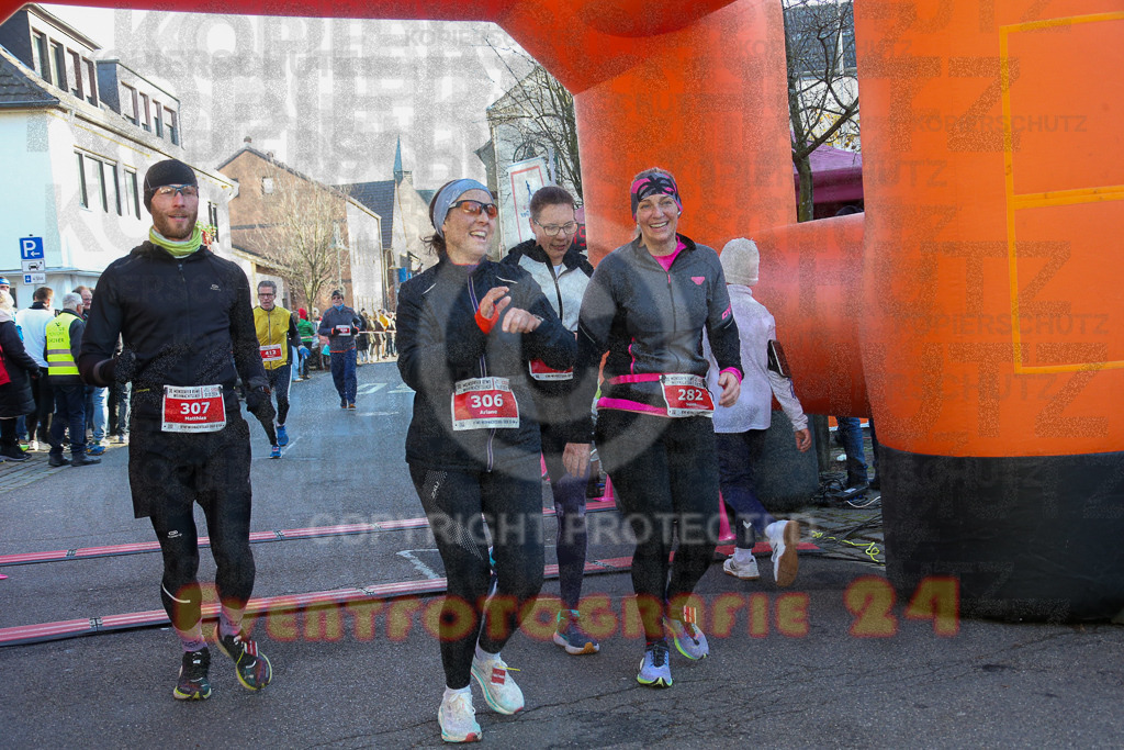 241201_1233_EX1_2698 | Sportfotografie im Rhein-Sieg Kreis, Köln, Bonn, NRW, Rheinland Pfalz, Hessen, etc. Unser Tätigkeitsfeld umfasst den Laufsport vom Volkslauf über den Marathon, Duathlon, Triathon bis zum Ultralauf wie Kölnpfad Ultra oder Schindertrail.