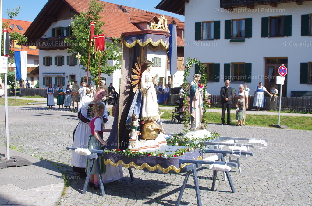 IMGP5479 | fotografiert von Axel PollmannLeonhardi Wallfahrt Benediktbeuern und Murnau, Fronleichnam, Fasching, Landschaft im Loisachtal und Benediktbeuern  - Realisiert mit Pictrs.com