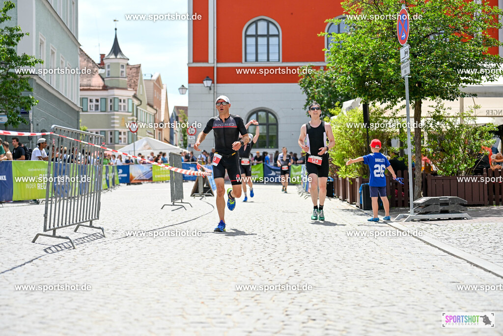 SZI_7105 | Stadttriathlon Erding 2025. #yourpictrs #sportshot_your_pictrs @Sportshotphotography #stadttriathlonerding Copyright: www.sportshot.de
