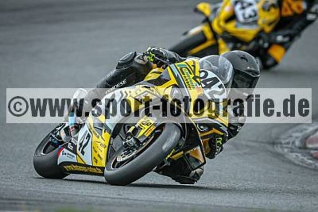 spof7546 | Professionelle Fotos von Sportveranstaltungen, aber auch Hochzeiten und anderen Events. - Realisiert mit Pictrs.com