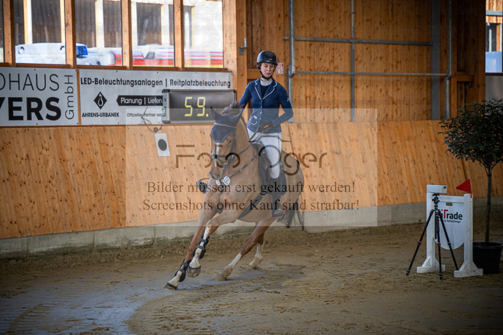 DOS_0056 | Entdecke hochwertige Reitturnierfotos von Foto Oger. Professionell, emotional und authentisch – jetzt Lieblingsmomente im Shop bestellen.Deutschlandweite Turnierfotografie. - Realisiert mit Pictrs.com
