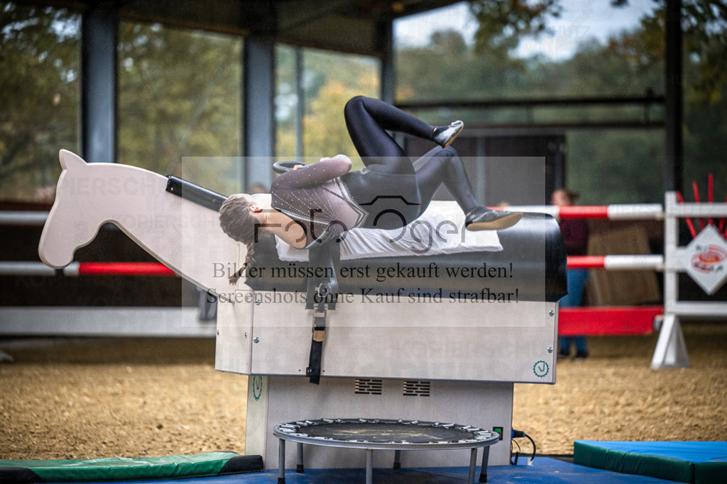 DOS_0629 | Entdecke hochwertige Reitturnierfotos von Foto Oger. Professionell, emotional und authentisch – jetzt Lieblingsmomente im Shop bestellen.Deutschlandweite Turnierfotografie. - Realisiert mit Pictrs.com