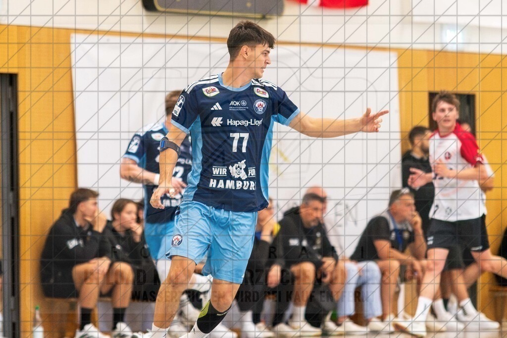 IHC 2026 - HC Hamburg vs. HØJ Elite | ; IHC 2026 - HC Hamburg vs. HØJ Elite am 07.08.2026 in Sporthalle KGS, Schneverdingen - Realisiert mit Pictrs.com