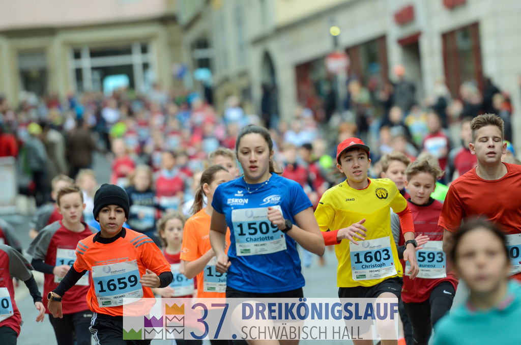 Stadtwerke Jugendlauf 1700m | 3 Koenigslauf 2023 - Realisiert mit Pictrs.com
