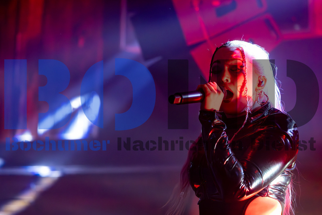 SES_ENEINS20250227-35 | bond - Realisiert mit Pictrs.com