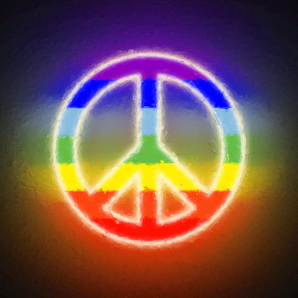 Peace Zeichen bunt Regenbogen | Das Friedenszeichen stellt zwei Zeichen aus dem Flaggenalphabet dar: N für nuclear (nukleare) und D für disarmament (Abrüstung).
Kombination mit der Regenbogenfahne der Friedensbewegung („Pace-Flagge“). Pace (lateinisch.) = Frieden.