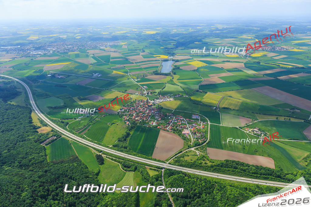 Luftbild von Schweinsdorf Neusitz - Luftaufnahme wurde 2015 von https://frankenair.de mittels Flugzeug (keine Drohne) erstellt - die Geschenkidee