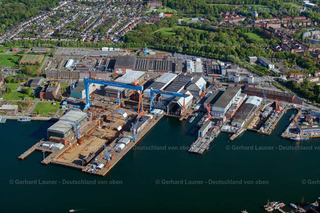 3802092 | KIEL 07.08.2020 Werftgelände der ThyssenKrupp Marine Systems GmbH in Kiel im Bundesland Schleswig-Holstein. Weiterführende Informationen bei: ThyssenKrupp Marine Systems GmbH. // Shipyard - site of the ThyssenKrupp Marine Systems GmbH in Kiel in the state Schleswig-Holstein. Further information at: ThyssenKrupp Marine Systems GmbH. Foto: Gerhard Launer