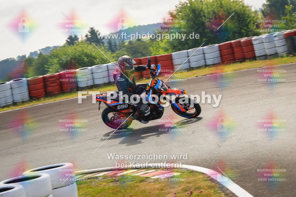 _DSK2210 | Hier findet Ihr Bilder von Touristenfahrten auf der Nürburgring Nordschleife oder von anderen Veranstaltungen die ich besucht habe. Viel Spass beim Durch Schauen 