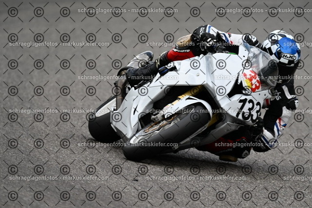 25bt02-0996 | markuskiefer.com - Realisiert mit Pictrs.com