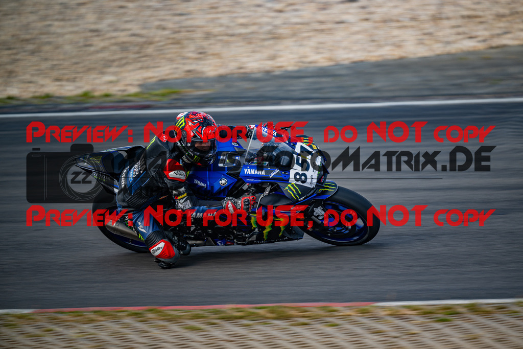 MaZZes_FotoMatrix_230719_7598 | GELB