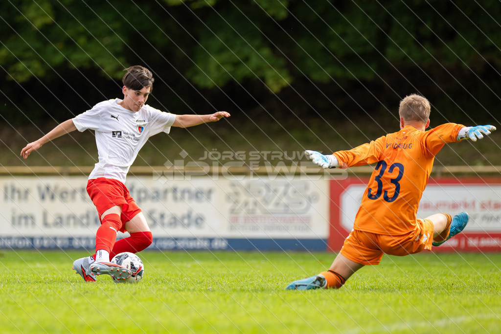 20250920_Picselweb-Fotografie_1R3_1773 | JFV D/A &amp; Stade - VfB Oldenburg0:1 VfB no70:2 VfB no70:3 VfB JFV Eigentor0:4 VfB no70:5 VfB no71:5 JFV no3 Jaric Jimenez-Voss2:5 JFV no9 Janko Sylvester3:5 JFV no16 Damian Elias Mihro Burekovic - Realisiert mit Pictrs.com