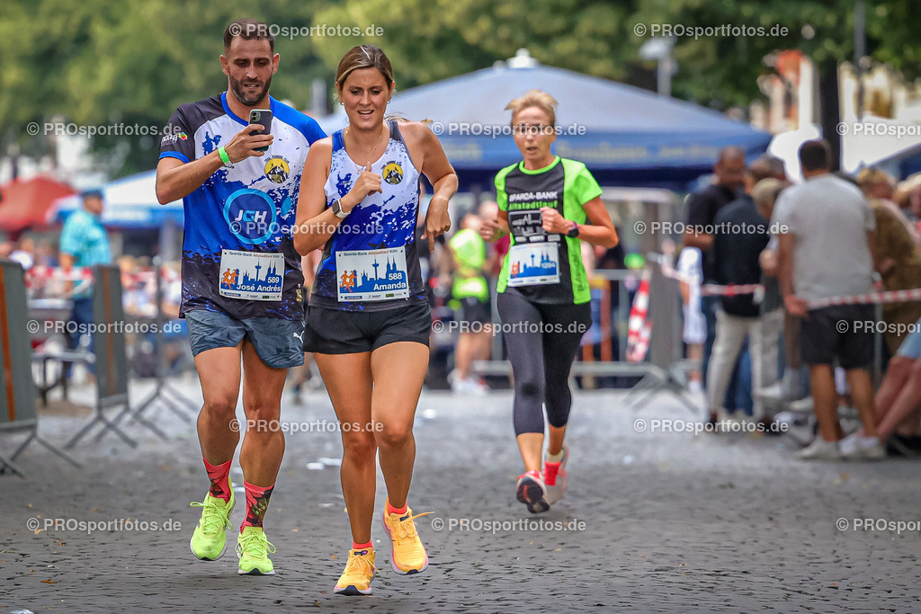 Altstadtlauf Koeln; Koeln, 19.08.22 | Impressionen vom Altstadtlauf Koeln am 19.08.22 in Koeln (Nordrhein-Westfalen). 