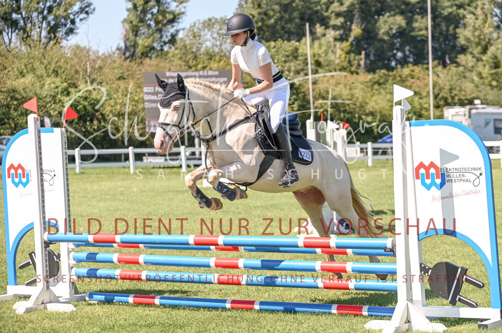 Schugtsche-Düren.2024.04-Stilspringprf.E-18 | Schugtsche Fotografie - Realisiert mit Pictrs.com