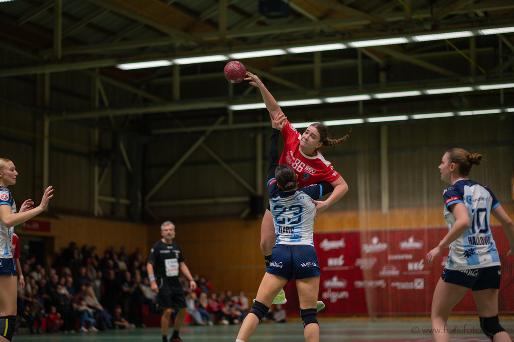 DSC_5991 | "Fussifoto.com – Ihr Ansprechpartner für hochwertige Fotografie! Entdecken Sie kreative Bilder und professionelle Dienstleistungen. Kontaktieren Sie uns für Ihre Projekte!"