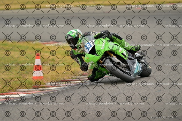 25bt05-1365 | markuskiefer.com - Realisiert mit Pictrs.com