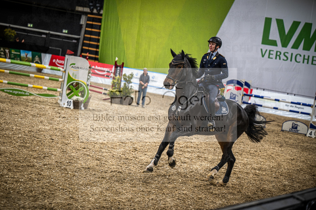 DOS_1080 | Entdecke hochwertige Reitturnierfotos von Foto Oger. Professionell, emotional und authentisch – jetzt Lieblingsmomente im Shop bestellen.Deutschlandweite Turnierfotografie. - Realisiert mit Pictrs.com