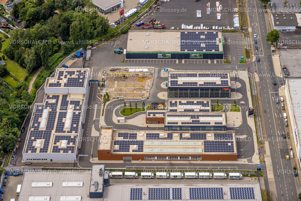 Muelheim240703230 | Luftbild, Mr. Wash Mülheim mit Solardach, Gewerbegebiet Weseler Straße, Speldorf, Mülheim an der Ruhr, Ruhrgebiet, Nordrhein-Westfalen, Deutschland