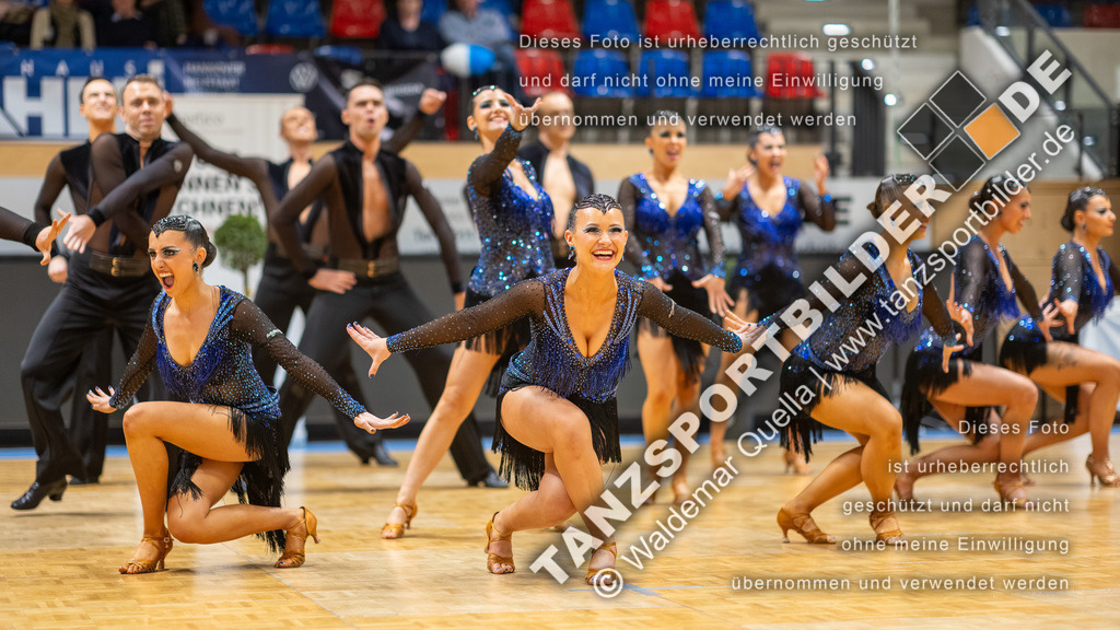20260328-00294 | Hier finden Sie Tanz Bilder vom Latein und Standard Formationen tanzen. Sportbilder vom Tanzsport. Schöne Fotos und von Weltmeisterschaft, Europameisterschaft, Bundesliga, Regionalliga, Oberliga und Landesliga sowie von GOC Stuttgart, DanceComp, WM Bremen