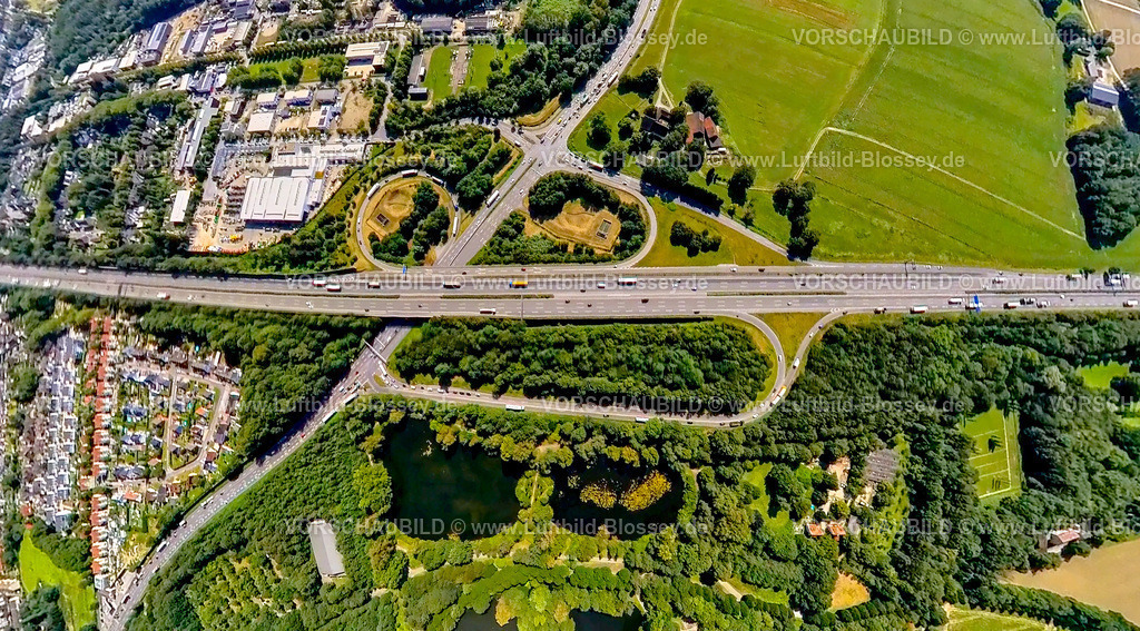 Gladbeck240890544A2Bundesstrasse224 | Luftbild, Autobahn A2, Anschlussstelle Essen/Gladbeck,  Bundesstraße B224, LKW in der Ausfahrt-Schleife, Erdkugel, Fisheye Aufnahme, Fischaugen Aufnahme, 360 Grad Aufnahme, tiny world, little planet, fisheye Bild, Butendorf, Gladbeck, Ruhrgebiet, Nordrhein-Westfalen, Deutschland