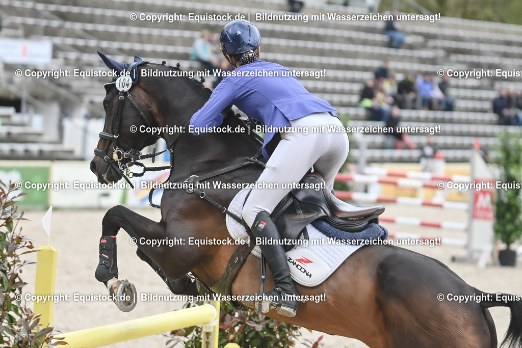 20230514_CCI4_Springen_0104 | equistock