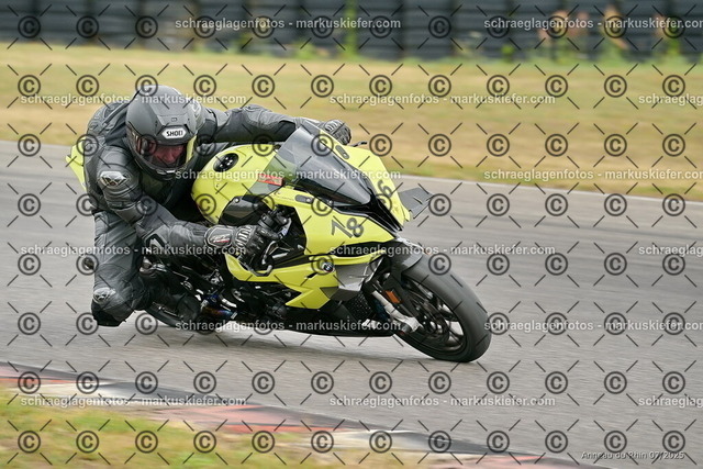 25bt05-0835 | markuskiefer.com - Realisiert mit Pictrs.com