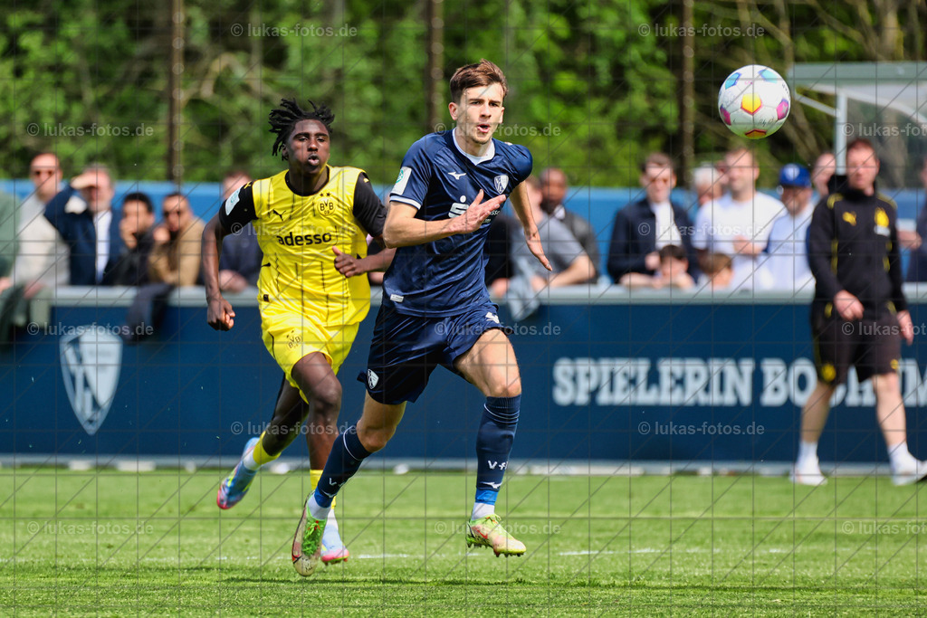 VfL Bochum U19 - Borussia Dortmund | Fotos vom DM-Achtelfinale der U19-Junioren des VfL Bochum gegen Borussia Dortmund.
 - Realisiert mit Pictrs.com