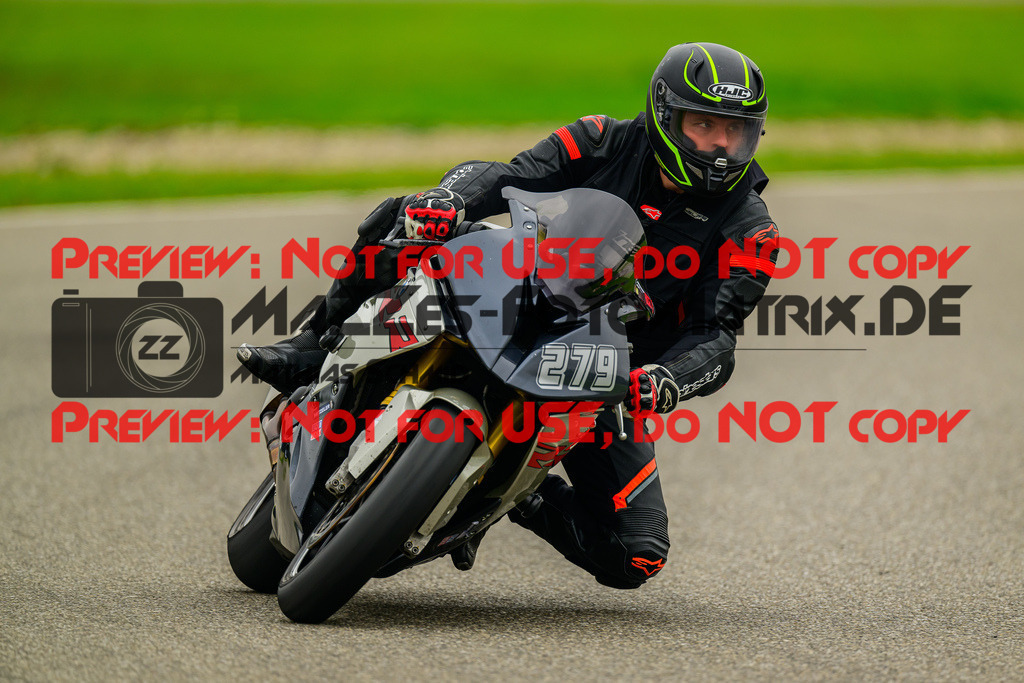 MaZZes_Fotomatrix_20241003_6007705_1692 | ROT