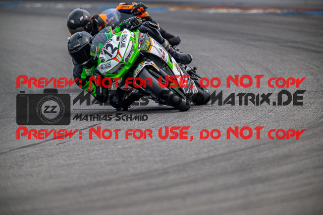 MaZZes_FotoMatrix_220924_8578 | IDM300