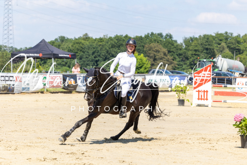 7I8A1087 | melanie-engelhardt-photography - Realisiert mit Pictrs.com