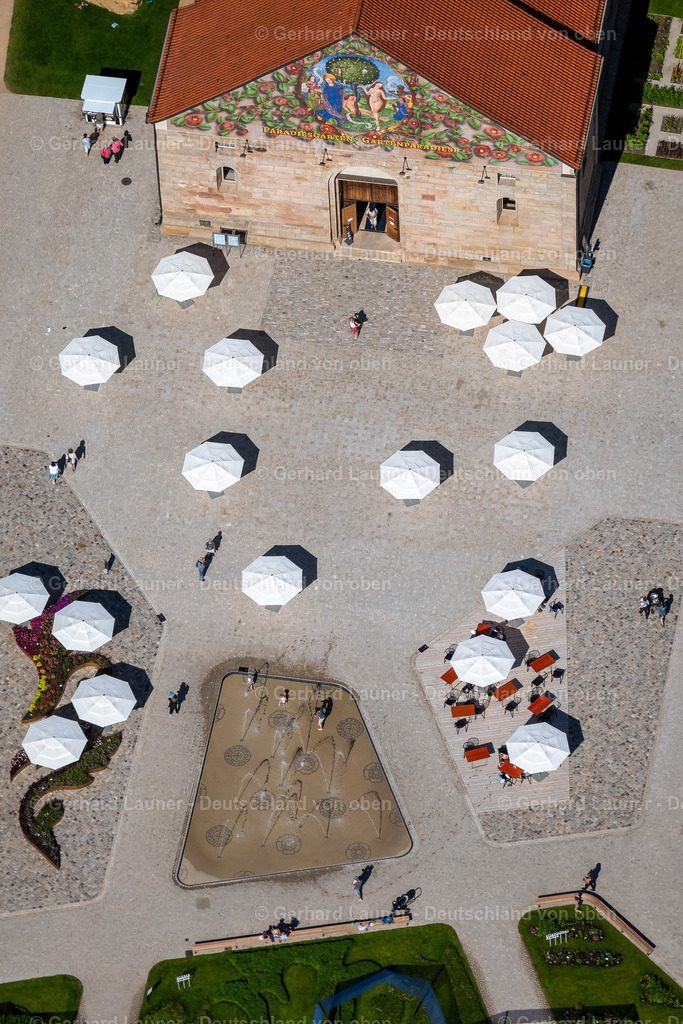 4046093 | ERFURT 14.06.2021 Tische und Sitzbänke der Freiluft- Gaststätten am Petersberg im Egapark anläßlich der BUGA Bundesgartenschau im Ortsteil Altstadt in Erfurt im Bundesland Thüringen, Deutschland. Weiterführende Informationen bei: Bundesgartenschau Erfurt 2021 gemeinnützige GmbH,  Landeshauptstadt Erfurt,  geskes.hack Landschaftsarchitekten GmbH. // Tables and benches in the open-air restaurants on the Petersberg in the Egapark on the occasion of the BUGA Federal Garden Show in the district Altstadt in Erfurt in the state Thuringia, Germany. Further information at: Bundesgartenschau Erfurt 2021 gemeinnuetzige GmbH,  Landeshauptstadt Erfurt,  geskes.hack Landschaftsarchitekten GmbH. Foto: Gerhard Launer