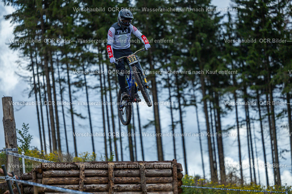 IXS Downhill Ilmenau Samstag R6-1877 | OCR Bilder Fotograf Eisenach Michael Schröder