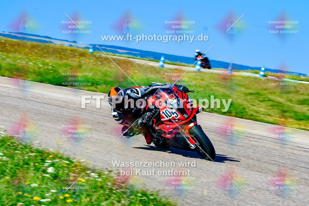 _TOU2210 | Hier findet Ihr Bilder von Touristenfahrten auf der Nürburgring Nordschleife oder von anderen Veranstaltungen die ich besucht habe. Viel Spass beim Durch Schauen 