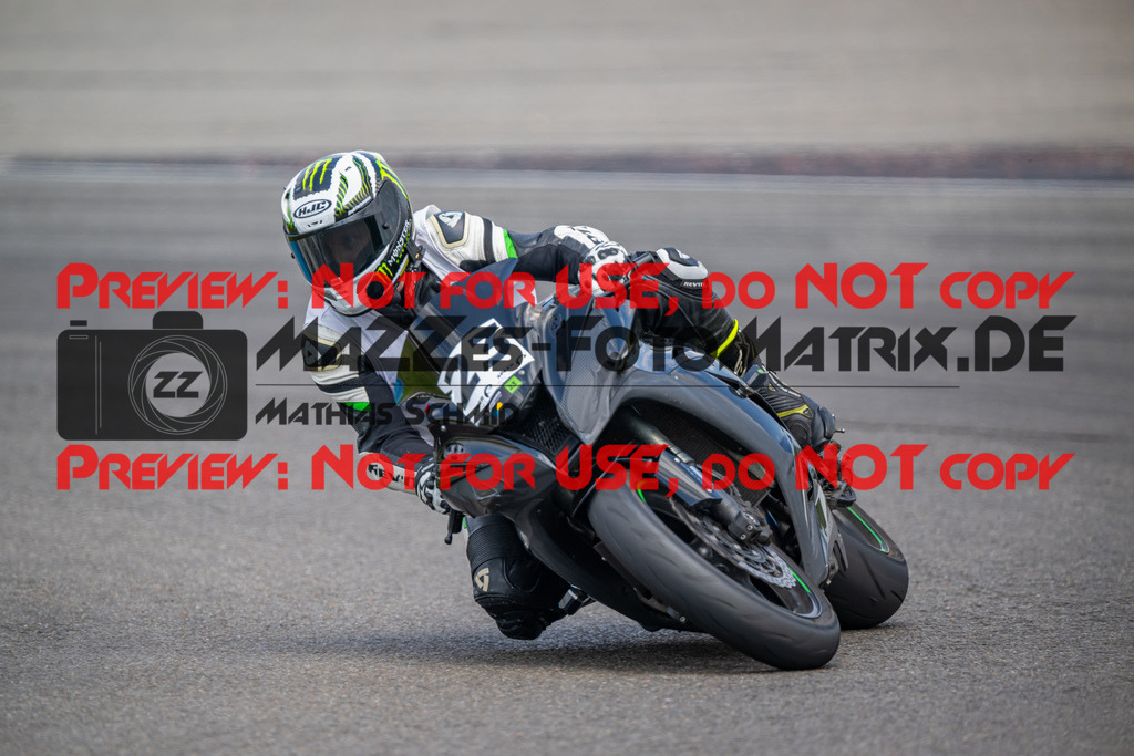 MaZZes-Fotomatrix-20260629-289330 | INST