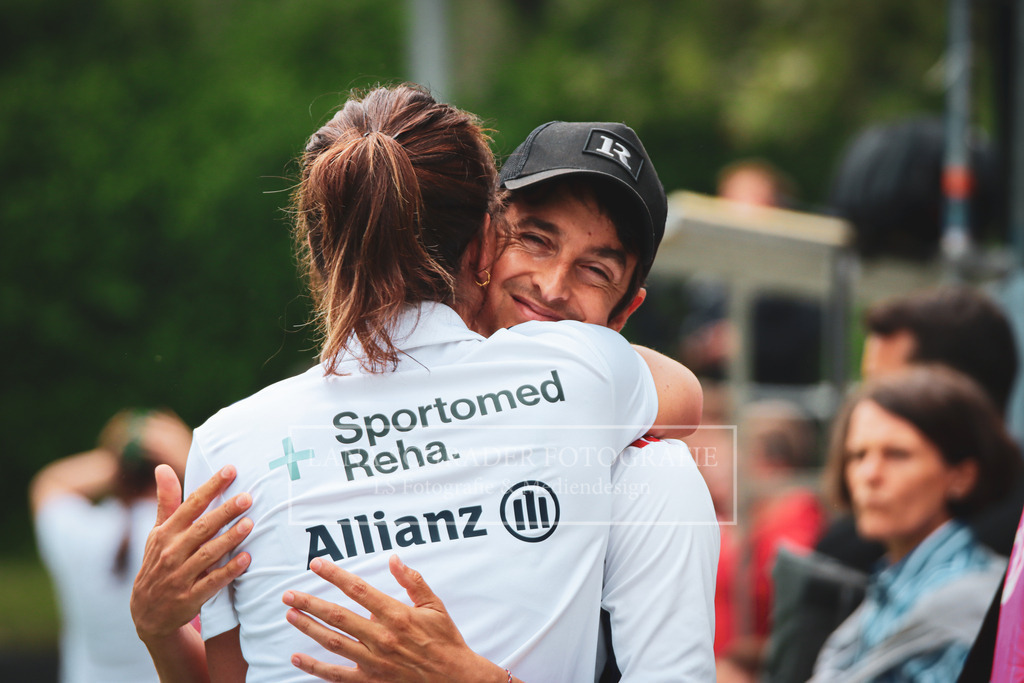 HERREN BUNDESLIGA DM FINALE Mannheimer HC - Hamburger Polo Club 19.05.24 Bonn-016 | lanaschraderfotografie - Realisiert mit Pictrs.com