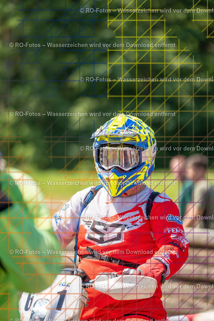 1 Lauf Schlüchtern IGE 2026-129 | Sportfotografie von RO-Fotos: Motorsport, Motocross, Enduro, Laufveranstaltungen und Triathlon. Professionelle Fotos von Sportlern und Events. - Realisiert mit Pictrs.com
