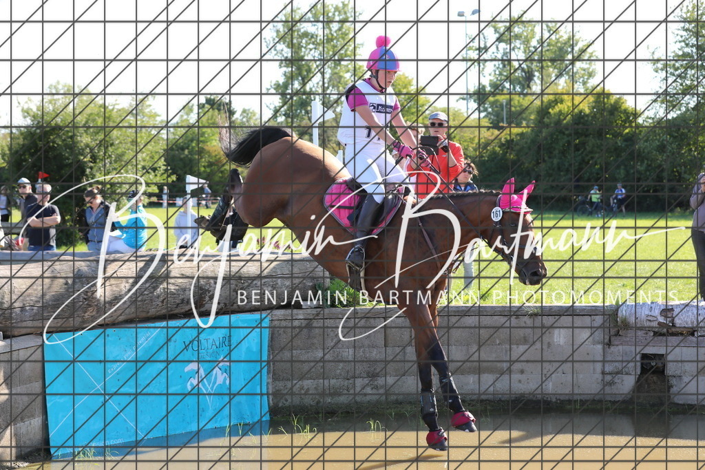 AZ2A1027 | Benjamin Bartmann Photomoments