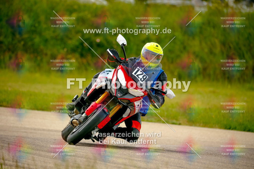 _MOT1315 | Hier findet Ihr Bilder von Touristenfahrten auf der Nürburgring Nordschleife oder von anderen Veranstaltungen die ich besucht habe. Viel Spass beim Durch Schauen 