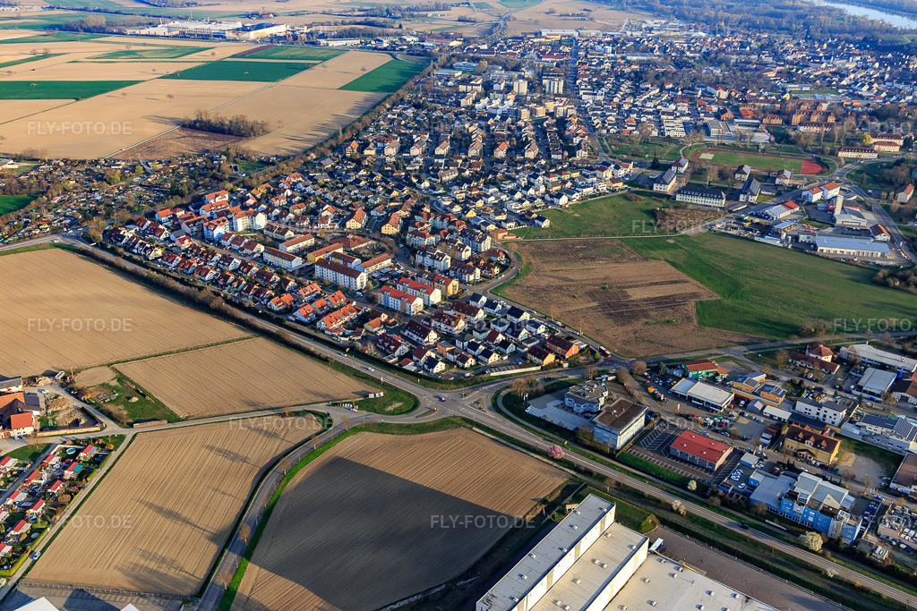 Luftbild: Biesheimerstr in Breisach am Rhein im Bundesland Baden-Württemberg in Deutschland. Foto: IMG_113167.jpg vom 22.03.2019 durch Werner Riehm/FLY-FOTO.de
