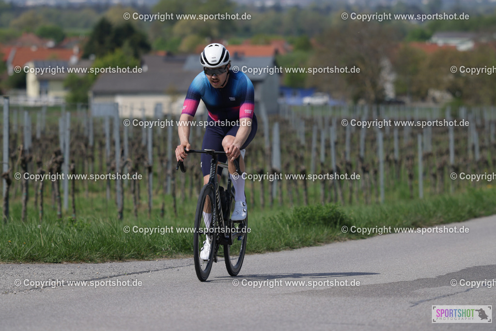 368A4218 | Neusiedlersee Radmarathon 2026@sportshot_your_pictrs #yourpictures#roadtowm2029 #nrm #neusiedlerseeradmarathon #neusiedlersee #neusiedlerseetourismus #burgenland #mörbisch #nrm26 #burgenlandtourismus #voglundco #poweredbyburgenlandtourismus #radsport #rad #marathon #ucigranfondo #visitburgenland #ucigranfondoworldseries