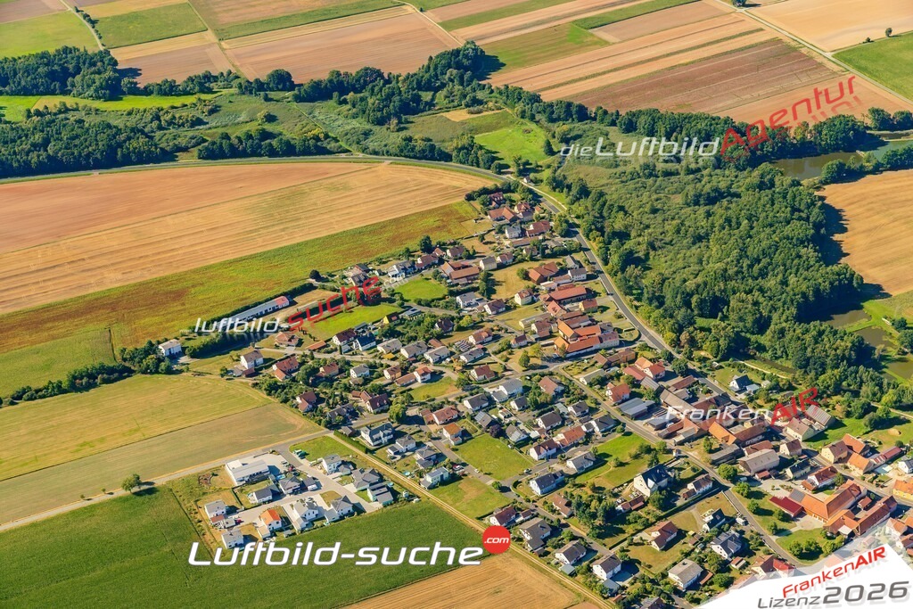 Luftaufnahme von Süß Hahnbach Bild- Das Luftbild wurde 2025 vom UL-Flugzeug heraus erstellt ( keine Drohne ) - Hochauflösende Luftaufnahme -Nicht vergleichbar mit Google Maps oder Satelittenbilder- Die Geschenkidee !Mit Lizenz und Bildrechte bestellbar