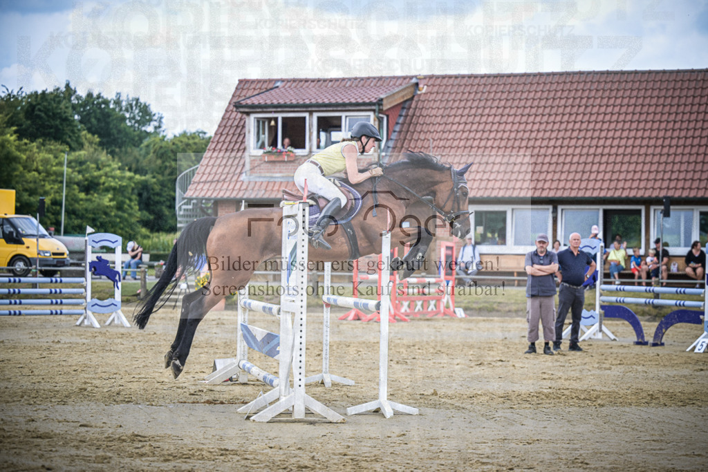 DOS_9716 | Entdecke hochwertige Reitturnierfotos von Foto Oger. Professionell, emotional und authentisch – jetzt Lieblingsmomente im Shop bestellen.Deutschlandweite Turnierfotografie. - Realisiert mit Pictrs.com